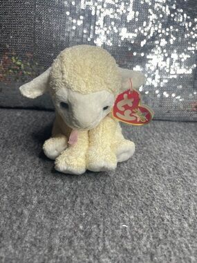 Fleecie The Lamb: Ty Plush Lamb in Cream and White with Heart Tag